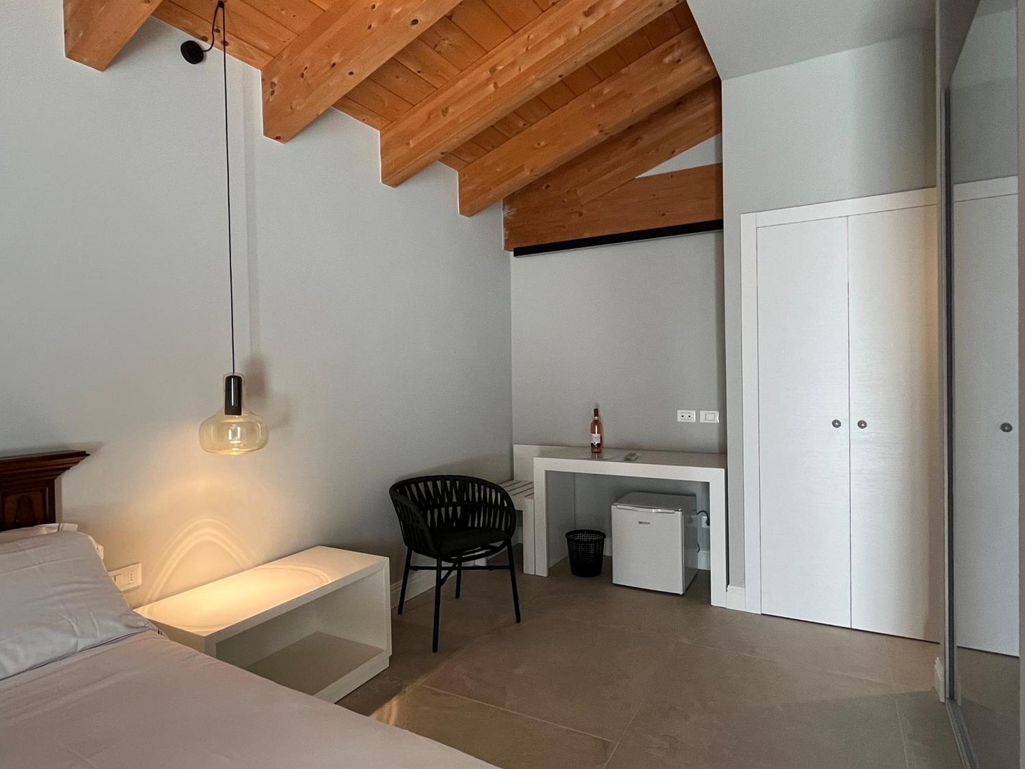 Agriturismo La Rondinella Лацизе Екстериор снимка