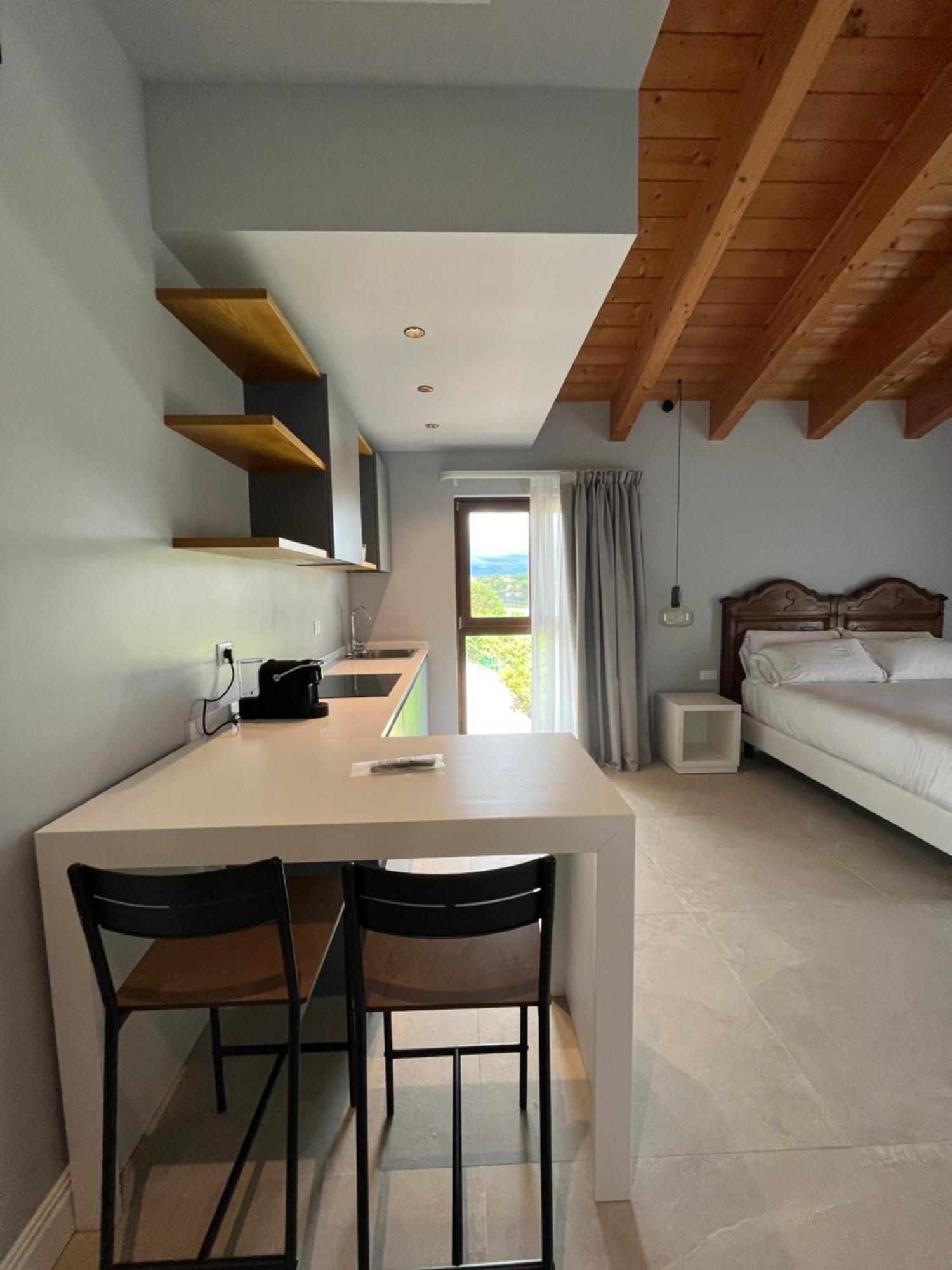 Agriturismo La Rondinella Лацизе Екстериор снимка